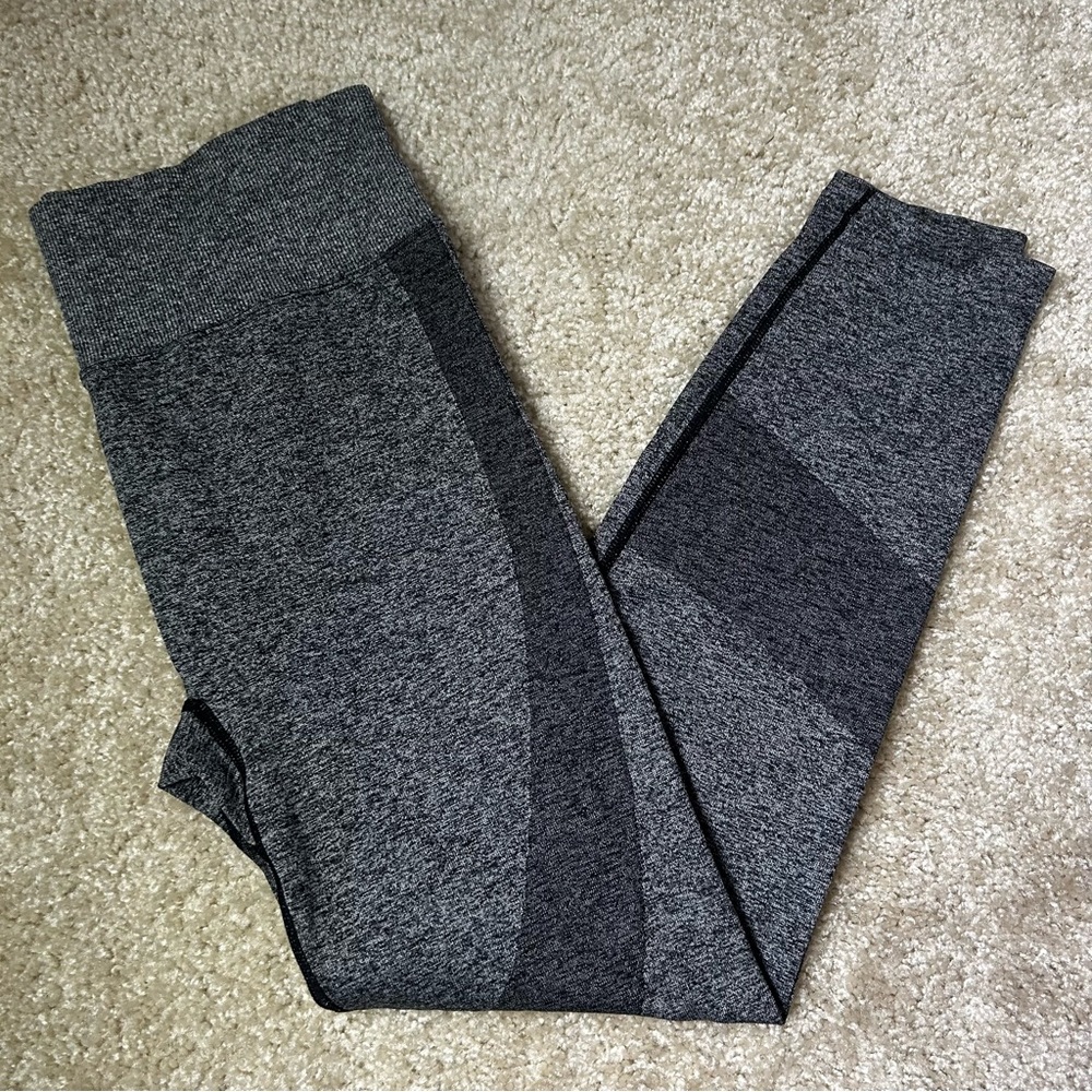 NWT PINK Victoria's Secret Active Seamless Leggings Gray L